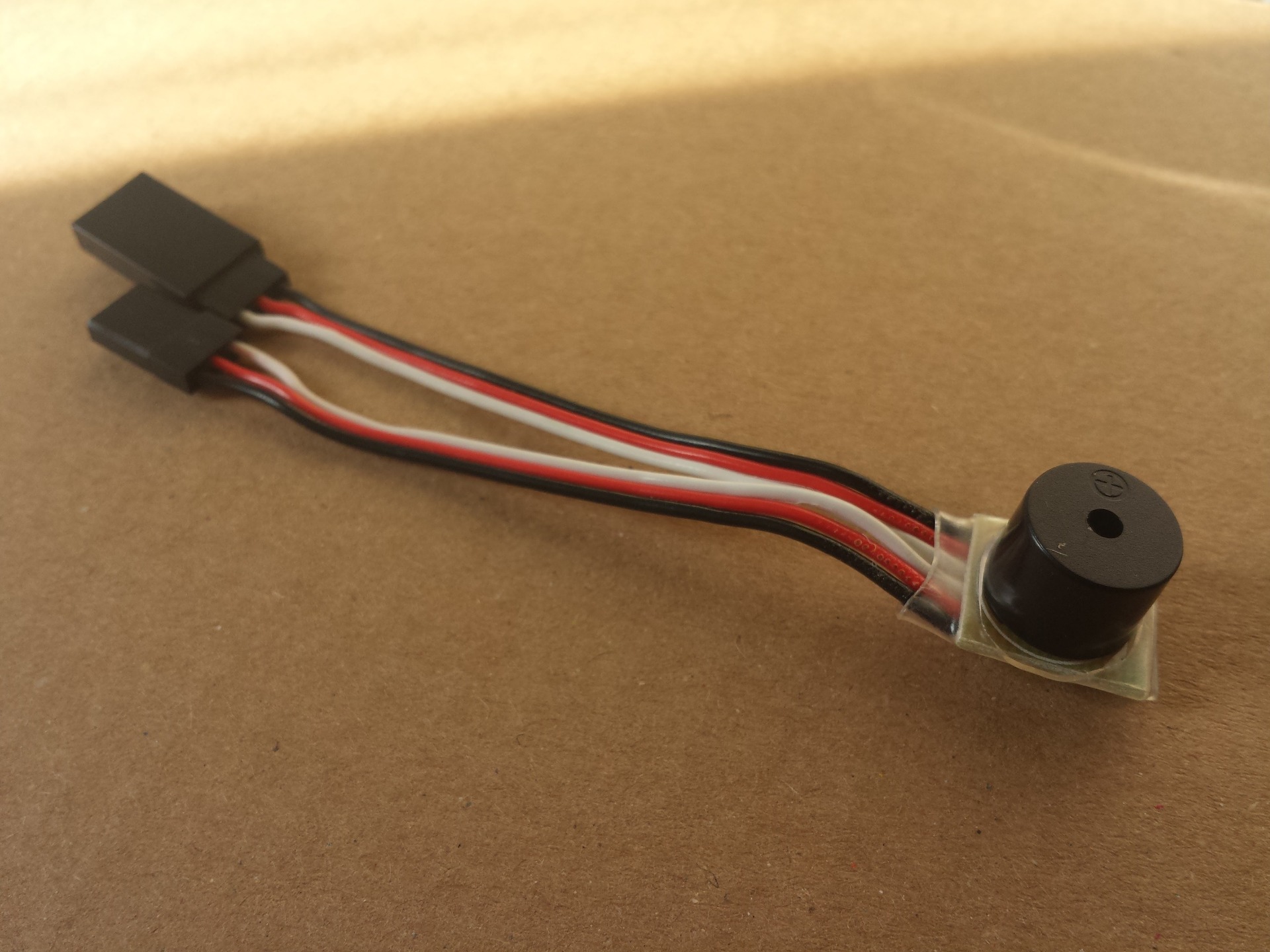 Elvesztésgátló csipogó: 990 FT